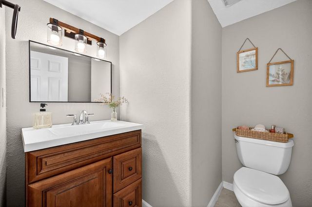 5508 High Sierra Rd, Pilot Hill, CA 95664