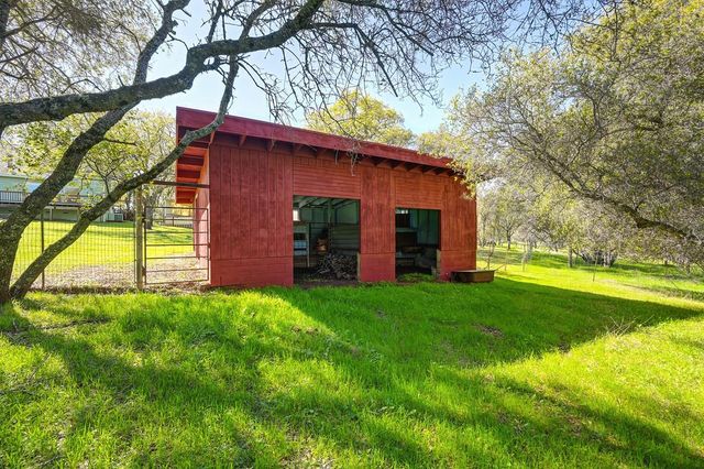 5508 High Sierra Rd, Pilot Hill, CA 95664