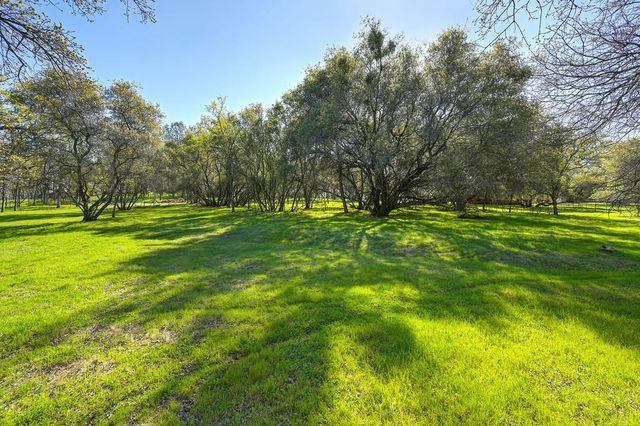 5508 High Sierra Rd, Pilot Hill, CA 95664