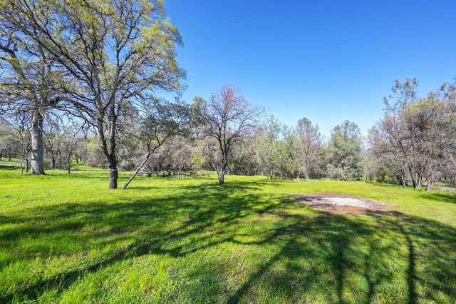 5508 High Sierra Rd, Pilot Hill, CA 95664