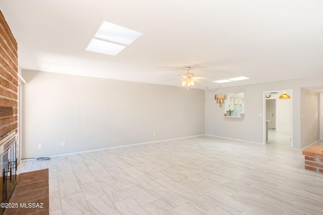 8456 N Via Tioga, Tucson, AZ 85704