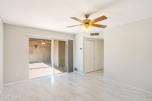 8456 N Via Tioga, Tucson, AZ 85704