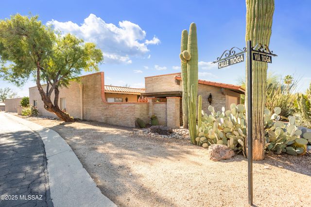 8456 N Via Tioga, Tucson, AZ 85704