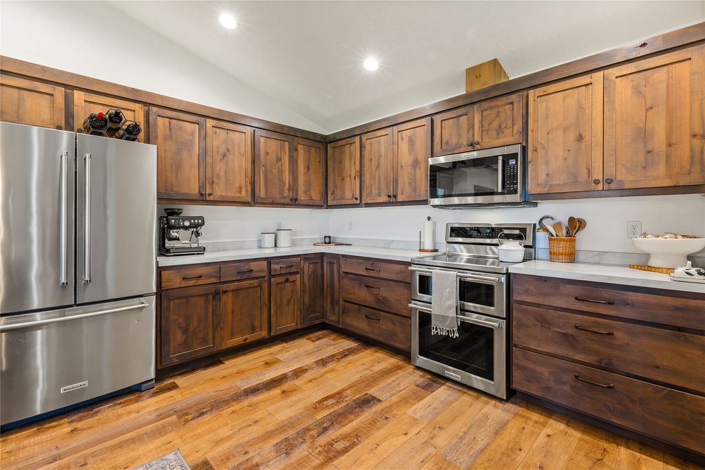 Image 13 of property listing at 870 Chieftain Court, Stevensville, MT 59870