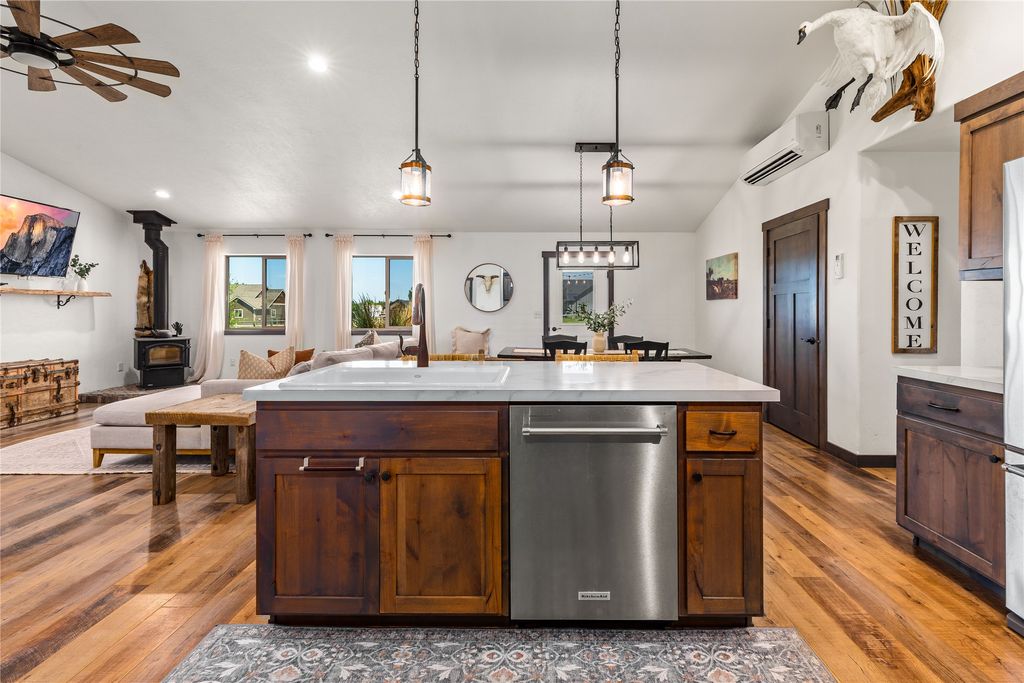 Image 14 of property listing at 870 Chieftain Court, Stevensville, MT 59870