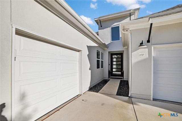 200 Alava Way, Liberty Hill, TX 78642