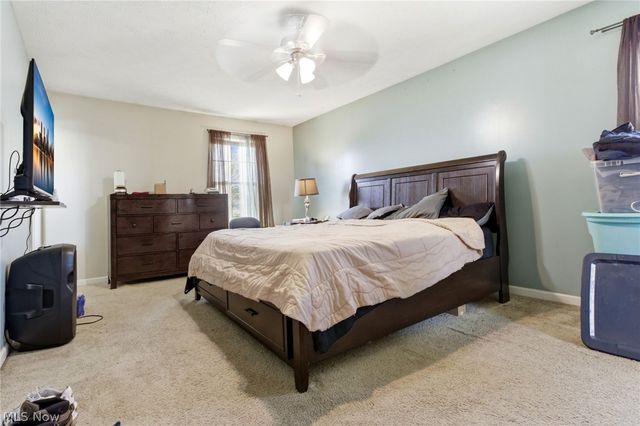 3286 Hidden Brook Drive, Ravenna, OH 44266