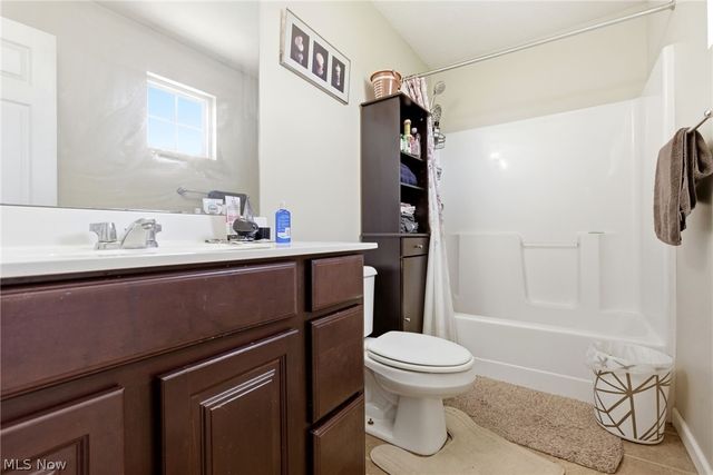 3286 Hidden Brook Drive, Ravenna, OH 44266