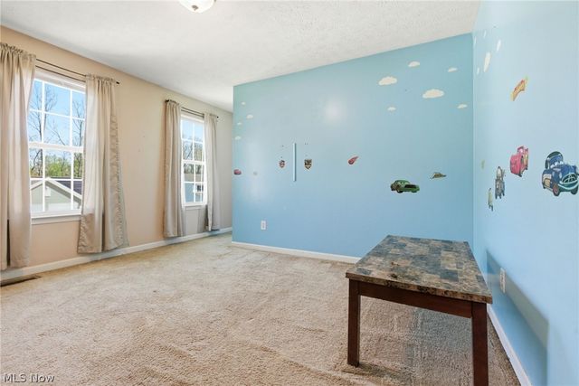 3286 Hidden Brook Drive, Ravenna, OH 44266