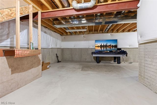 3286 Hidden Brook Drive, Ravenna, OH 44266