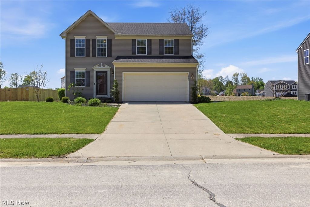 3286 Hidden Brook Drive, Ravenna, OH 44266