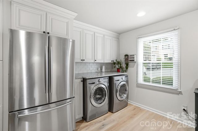 4605 Hedgemore Drive B, Charlotte, NC 28209