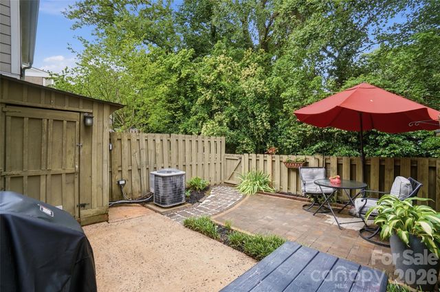 4605 Hedgemore Drive B, Charlotte, NC 28209