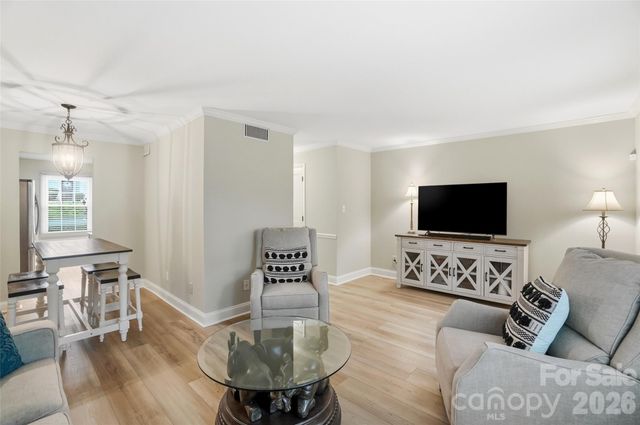 4605 Hedgemore Drive B, Charlotte, NC 28209