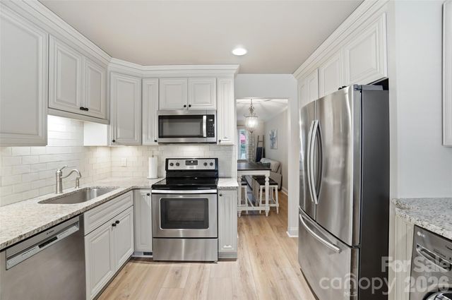 4605 Hedgemore Drive B, Charlotte, NC 28209
