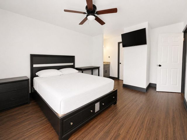 10211 Sugar Branch Drive 414, Houston, TX 77036