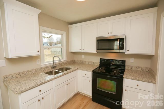 1304 Brenner Avenue, Salisbury, NC 28144