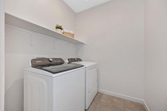 5332 Allentown Way, Sacramento, CA 95835