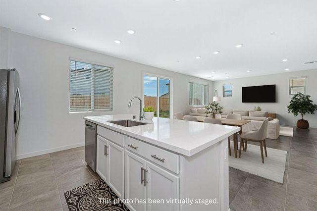 5332 Allentown Way, Sacramento, CA 95835