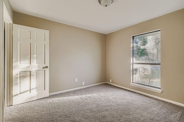 101 Pebble Springs Lane, Cleveland, TX 77327