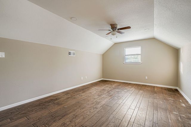 101 Pebble Springs Lane, Cleveland, TX 77327