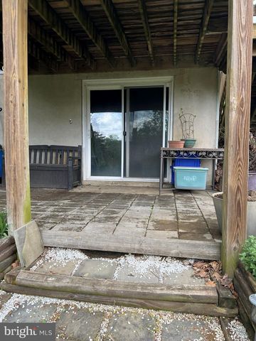 2617-B IRONVILLE PIKE, Columbia, PA 17512
