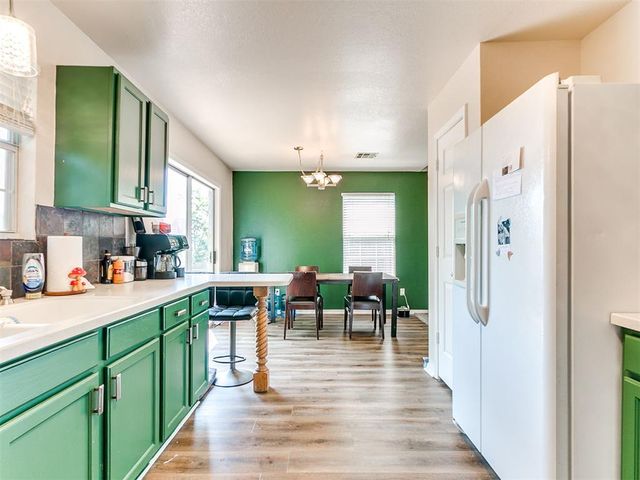 1012 Shadowlake Road, Norman, OK 73071