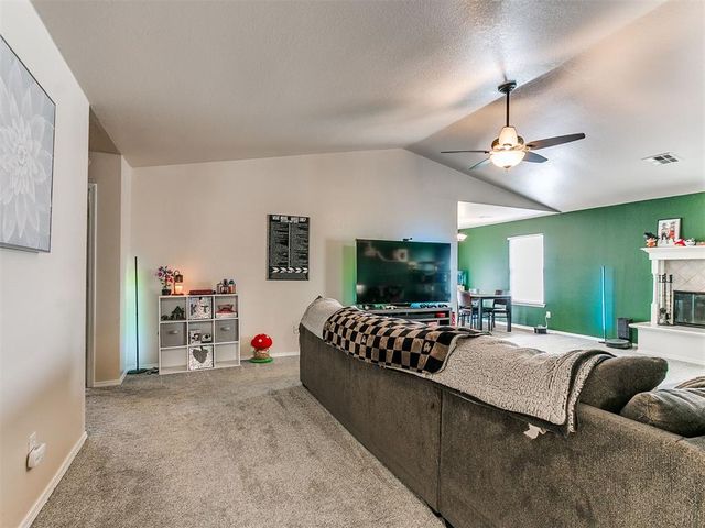1012 Shadowlake Road, Norman, OK 73071