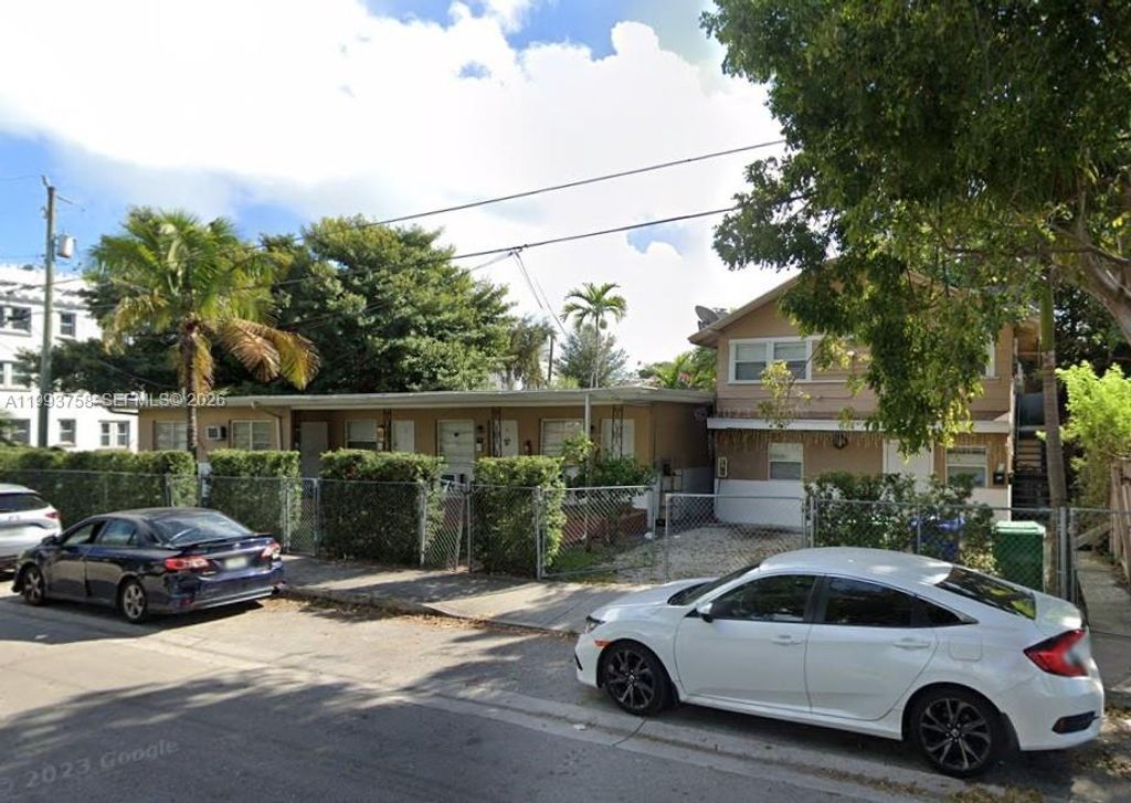 640 SW 5th St 1, Miami, FL 33130