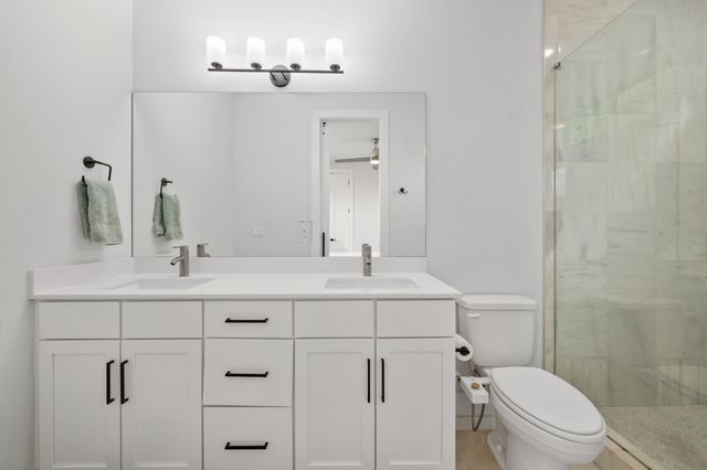 1710 Adina ST 2, Austin, TX 78721