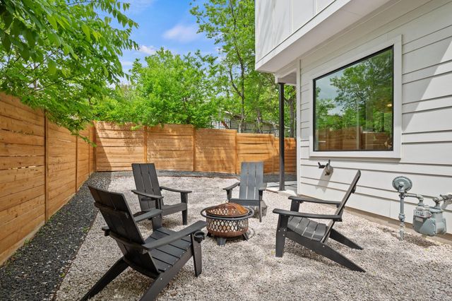 1710 Adina ST 2, Austin, TX 78721