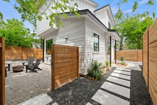 1710 Adina ST 2, Austin, TX 78721