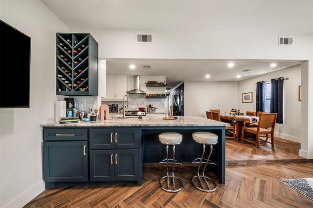 1913 Thonig Road, Houston, TX 77055