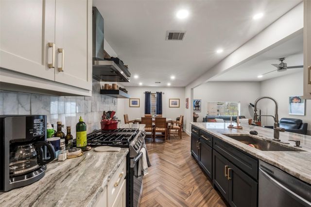 1913 Thonig Road, Houston, TX 77055