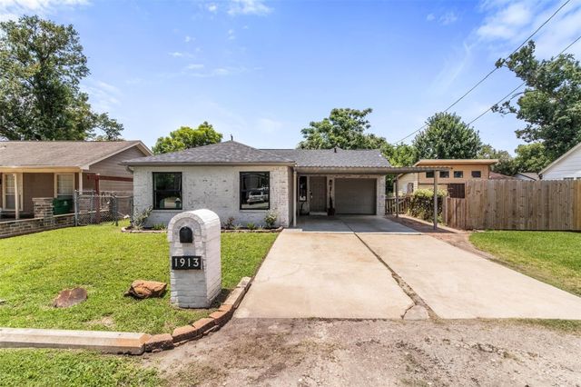 1913 Thonig Road, Houston, TX 77055
