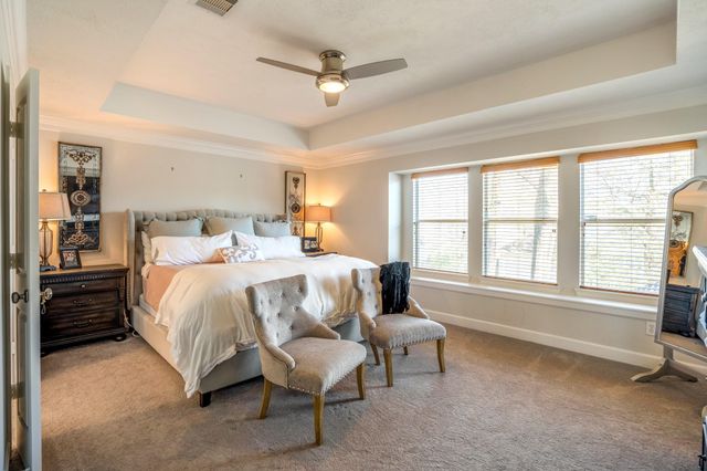 143 Hansom Trail, The Woodlands, TX 77382