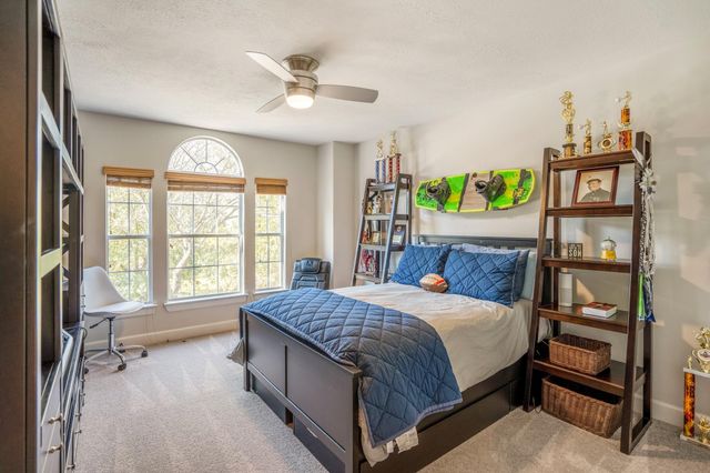 143 Hansom Trail, The Woodlands, TX 77382