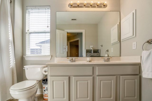 143 Hansom Trail, The Woodlands, TX 77382