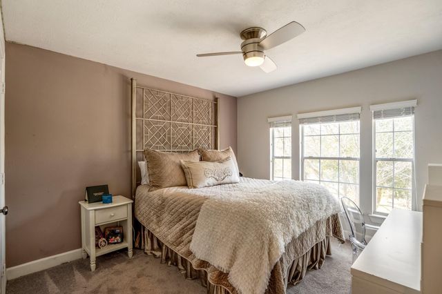 143 Hansom Trail, The Woodlands, TX 77382