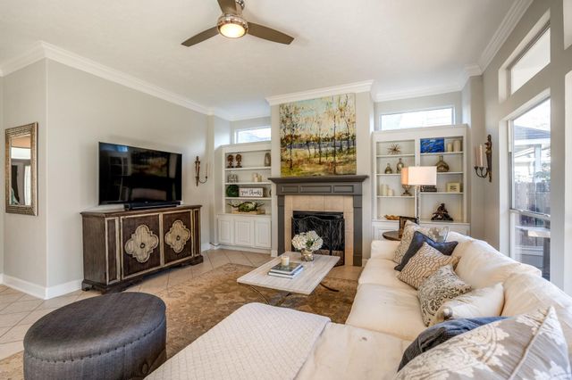 143 Hansom Trail, The Woodlands, TX 77382