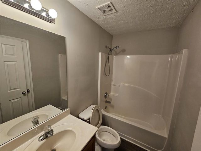 4115 Magnolia Glen Walk, Norcross, GA 30093