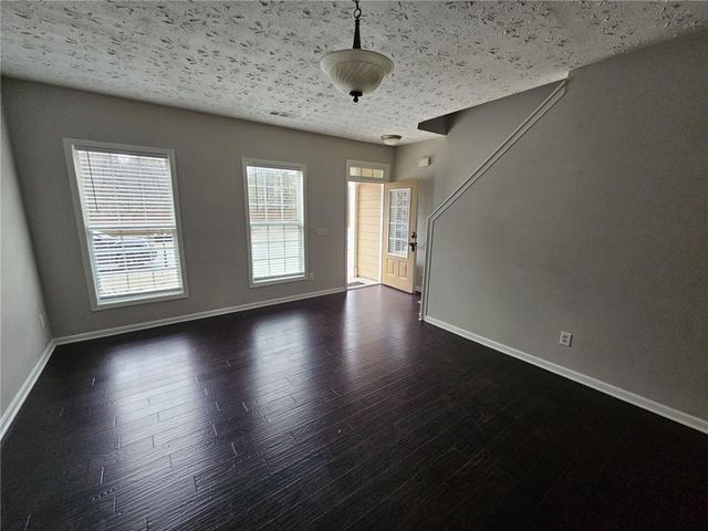 4115 Magnolia Glen Walk, Norcross, GA 30093