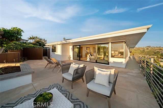 1401 Bounty Way, Laguna Beach, CA 92651