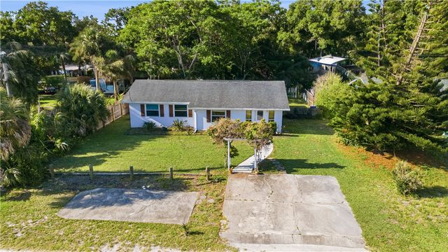 4335 82nd Street, Vero Beach, FL 32967