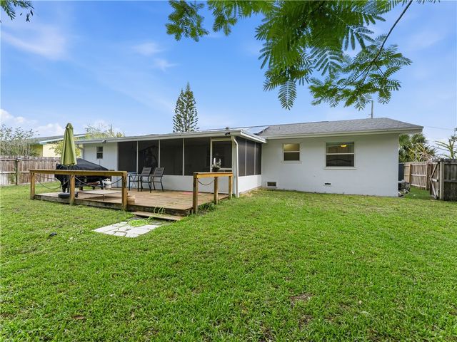 4335 82nd Street, Vero Beach, FL 32967