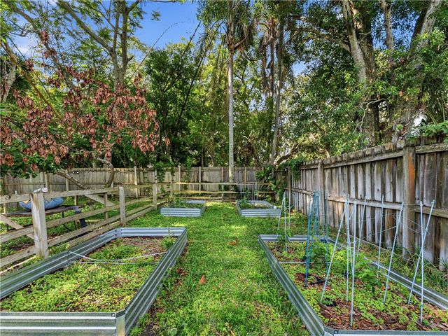 4335 82nd Street, Vero Beach, FL 32967