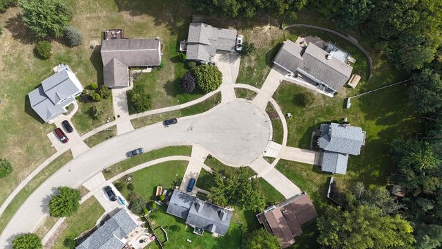 469 Country Meadows Drive NE, Comstock Park, MI 49321