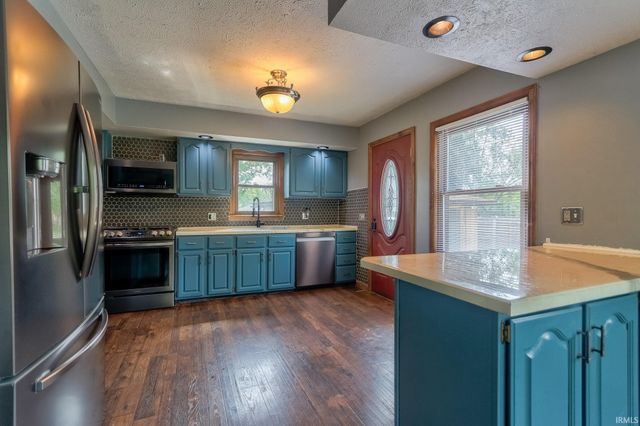 1907 N Ruston Avenue, Evansville, IN 47711