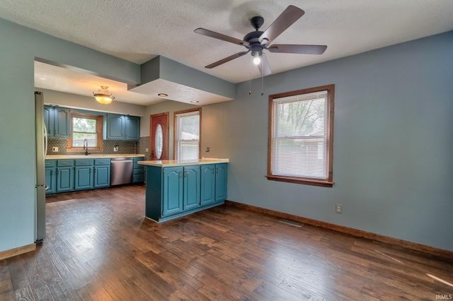 1907 N Ruston Avenue, Evansville, IN 47711