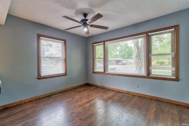 1907 N Ruston Avenue, Evansville, IN 47711